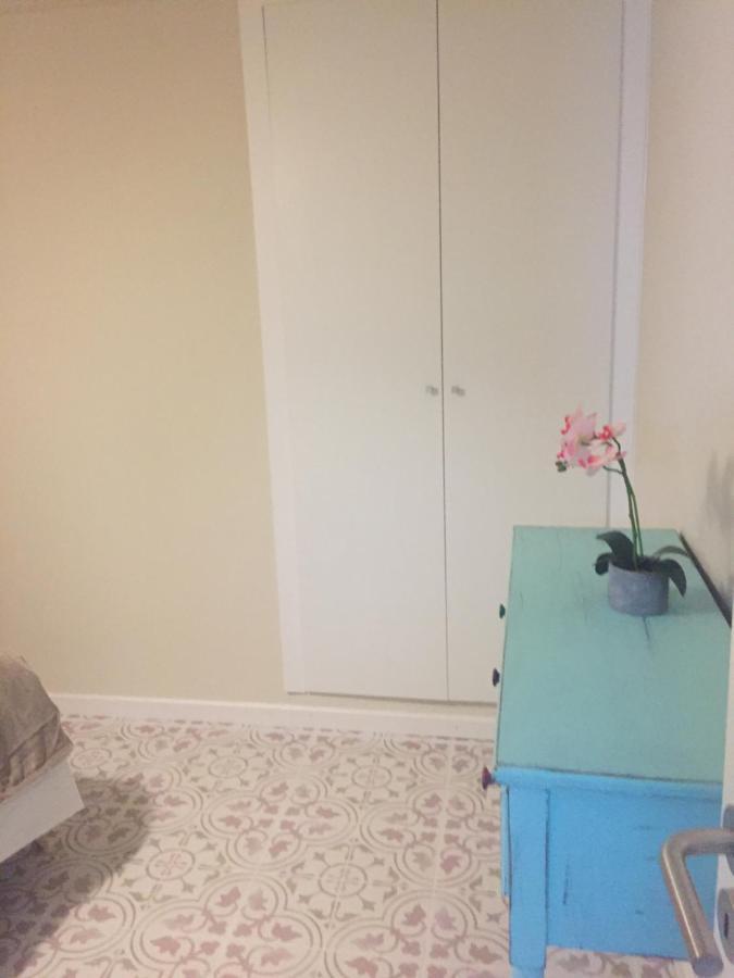 Apartamento com 1 Quarto