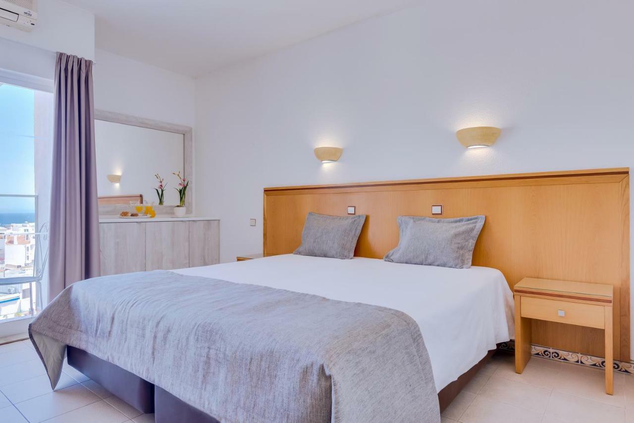 Quarto Twin