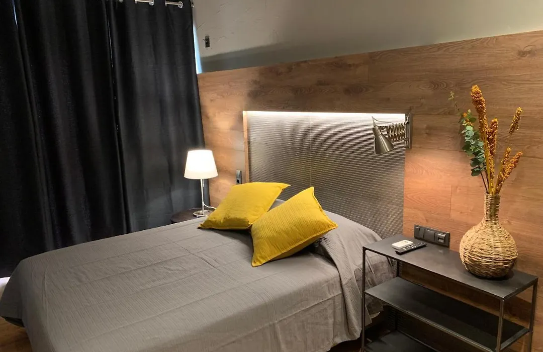 Lost & Found - Guesthouse & Suites-1