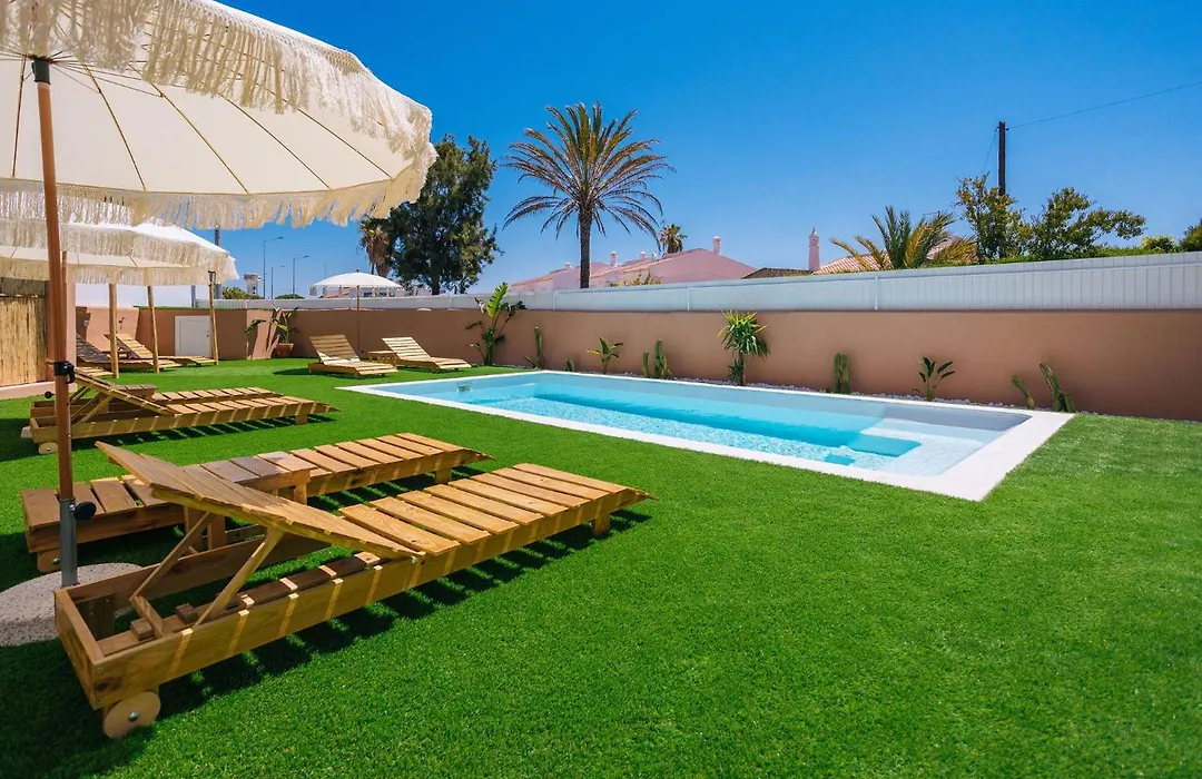 Coral Boutique Suites-1